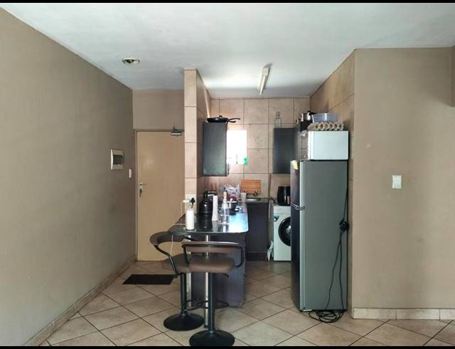 2 BEDROOM APARTMENT FOR SALE IN KOSMOSDAL